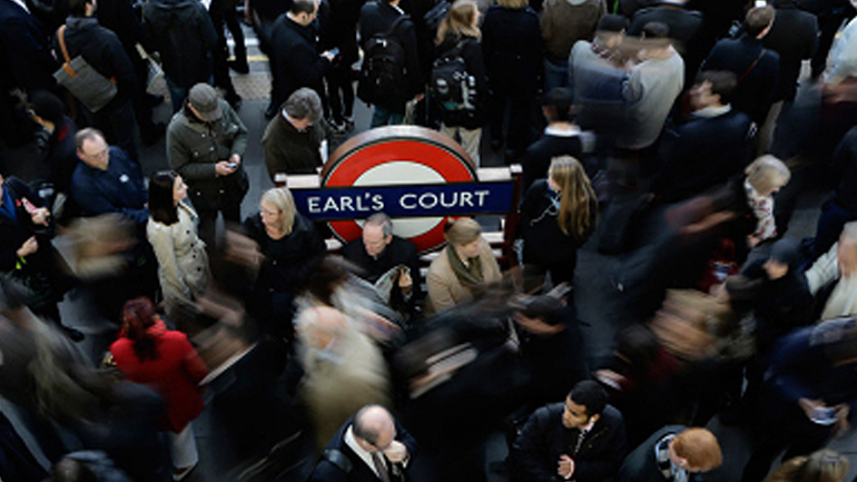 Βρετανία: Σε τρεις δεκαετίες η πλέον πυκνοκατοικημένη χώρα στην Ευρώπη